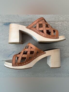 Swedish Hasbeens Woven Leather Basket Clog Slides in Cognac / Natural sz 8.5 /39